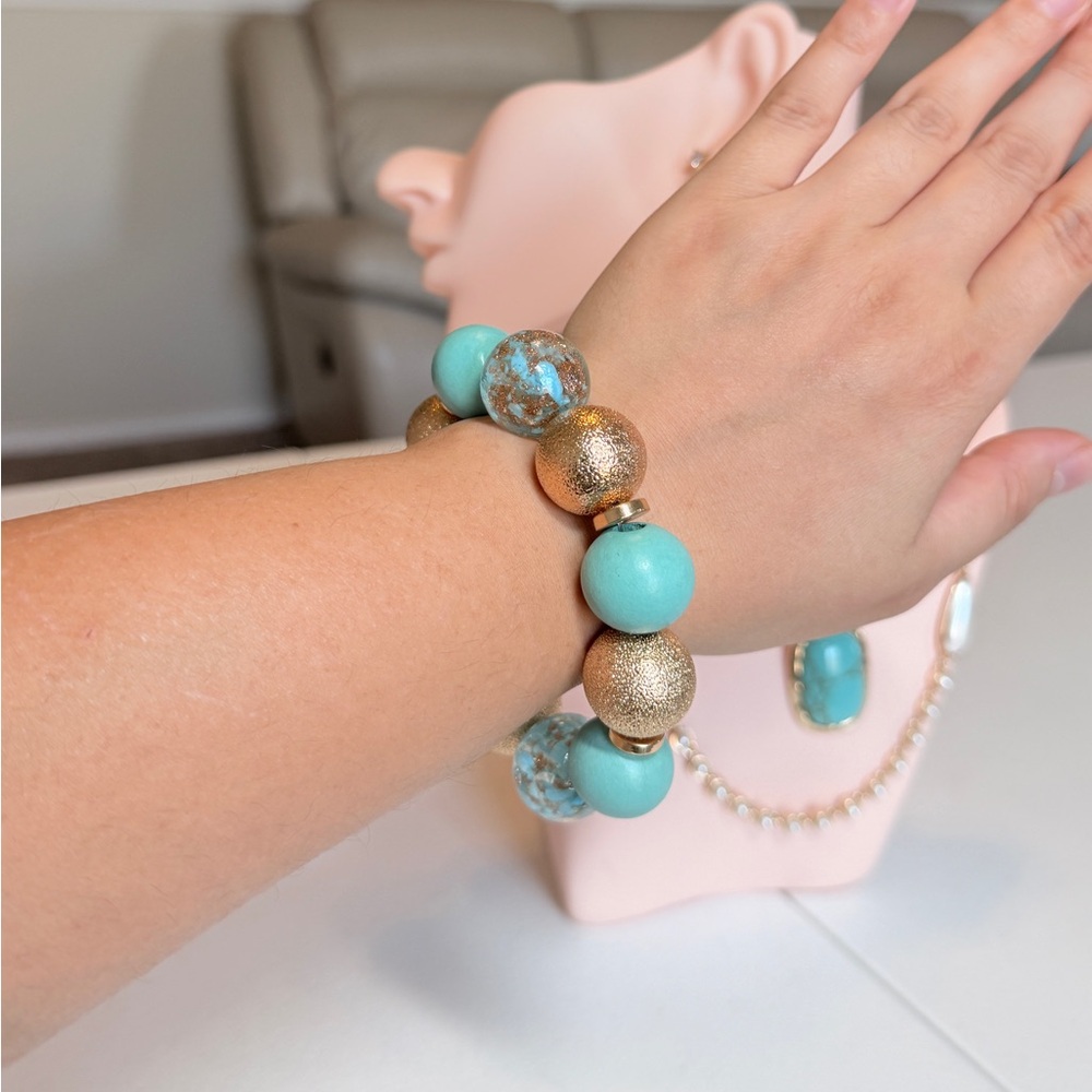 Turquoise & Gold Beaded Stretch Bracelet - Picture 3 of 8